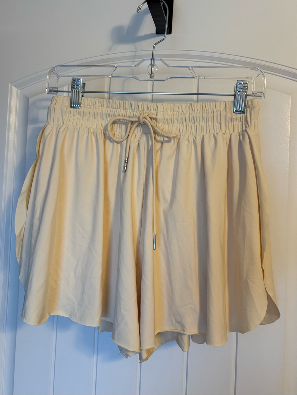 Love Tree Cream Elastic-Waist Skort with Drawstring